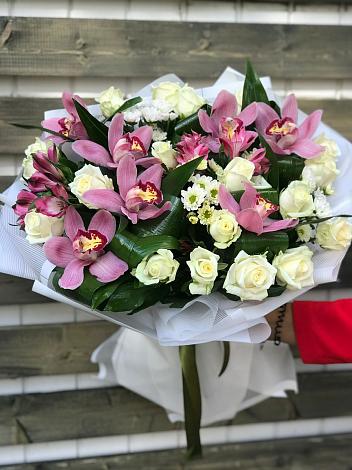 Букет цветов из: Розы и Хризантемы в Ивановской