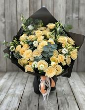 Букет цветов из:  Розы и Лизиантусы #REPLACE_PRED# Ивановской