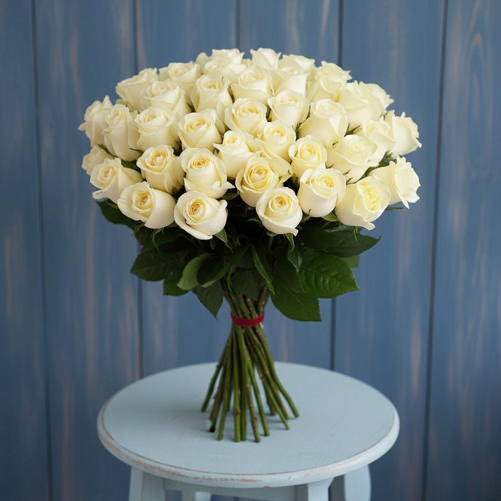 Букет 51 Белая роза Эдлесс Лав в Ивановской