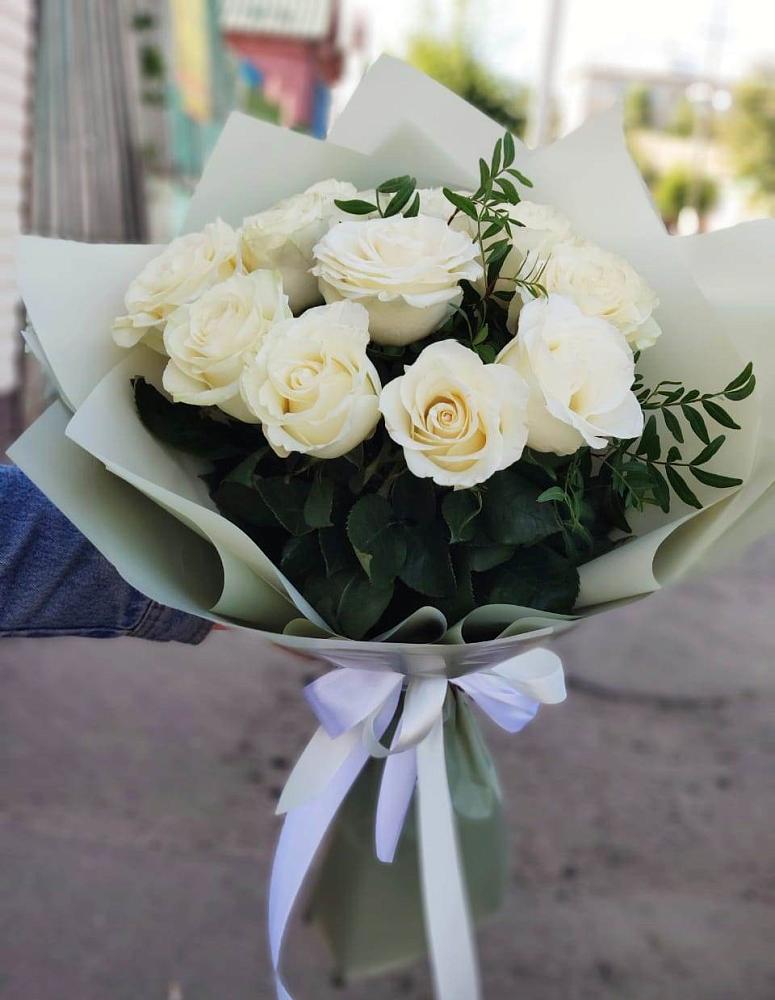 Букет Белые розы Проуд в Ивановской