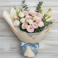 Букет цветов из:  Лизиантусы в Ивановской