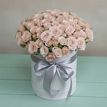 Цветочная композиция из Розы в шляпной коробке в Ивановской