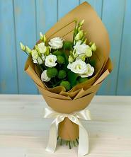 Букет цветов из:  Хризантемы и Лизиантусы в Ивановской