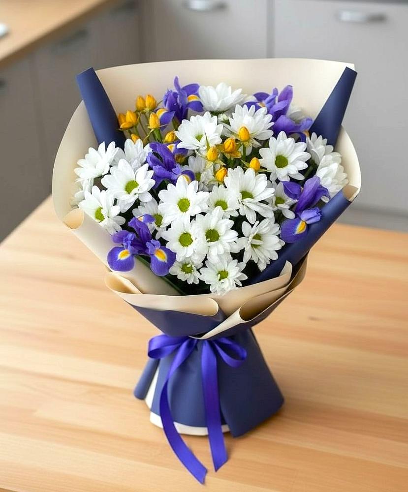 Букет цветов из: Розы, Ирисы и Хризантемы в Ивановской