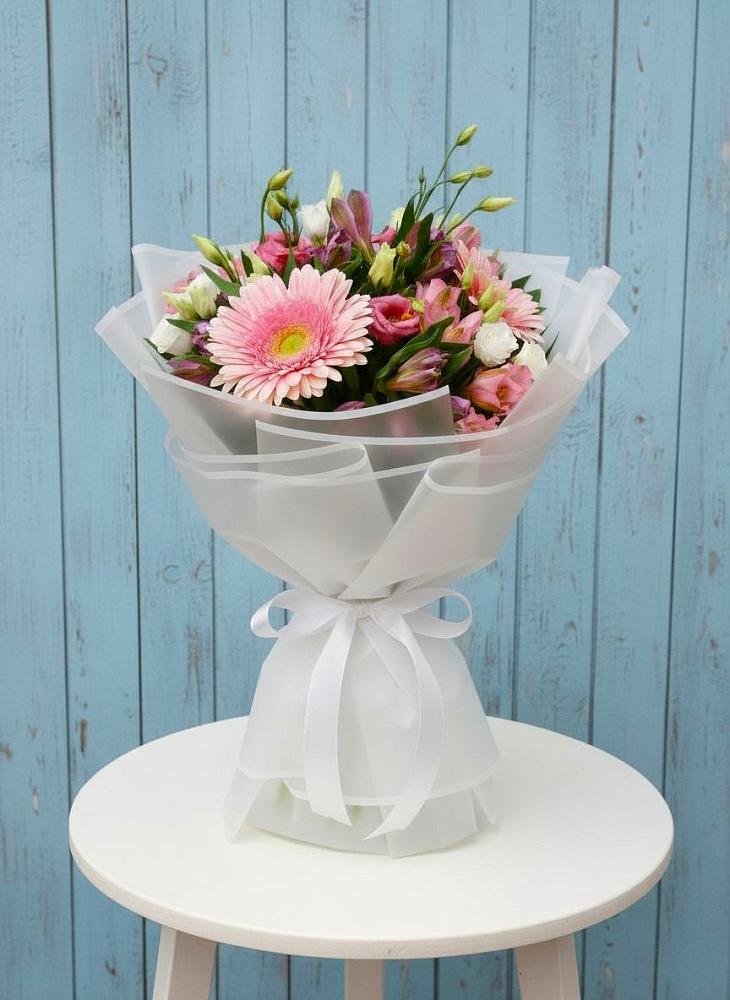 Букет цветов из: Герберы, Альстромерии и Лизиантусы в Ивановской