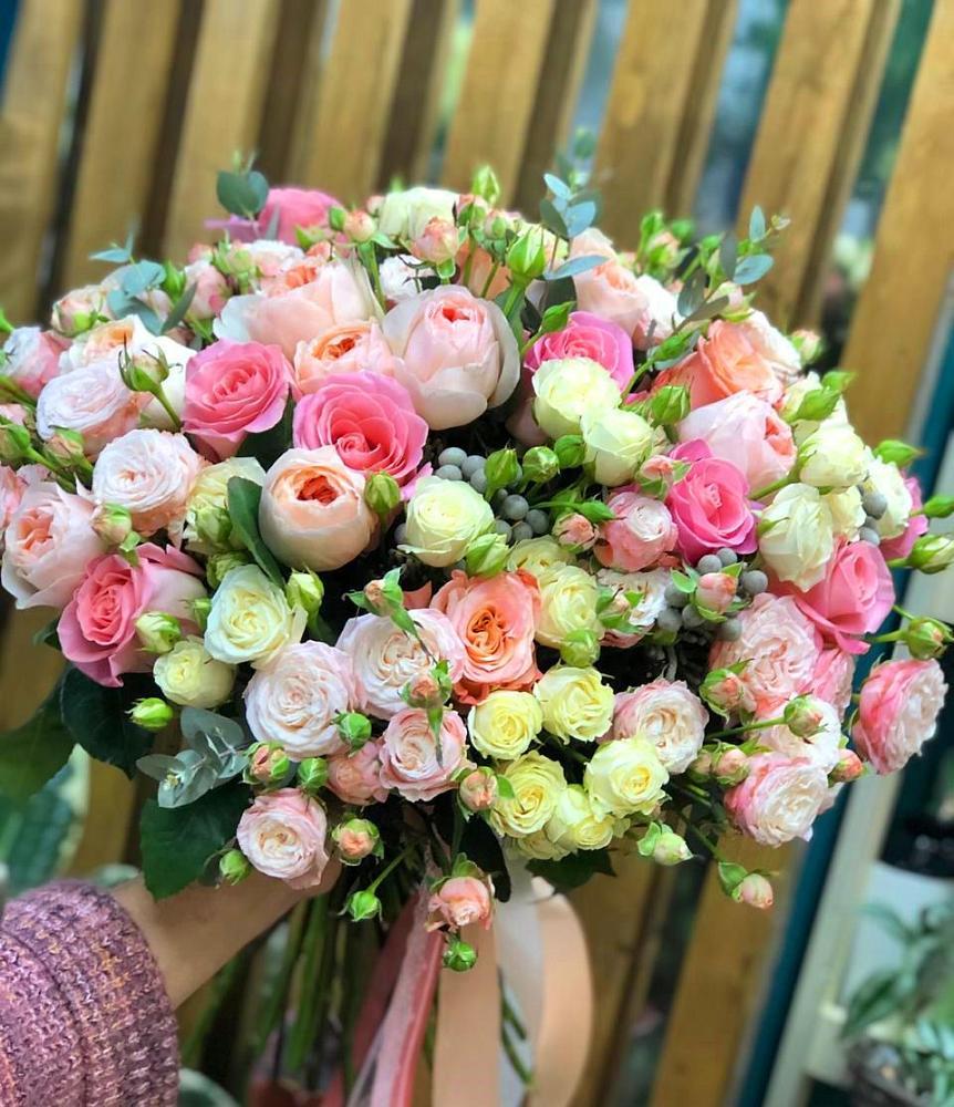 Букет цветов из: Розы в Ивановской