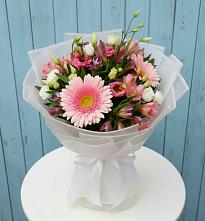 Букет цветов из:  Герберы, Альстромерии и Лизиантусы в Ивановской