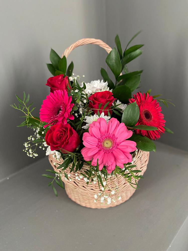 Цветочная композиция из Розы, Хризантемы и Герберы в корзине в Ивановской